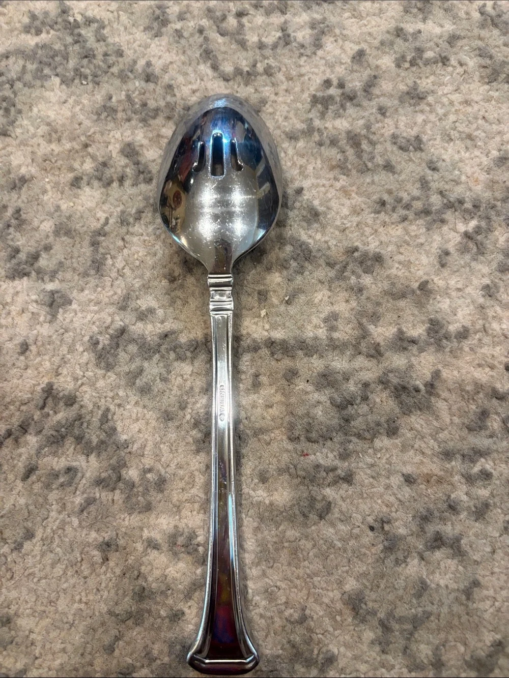 Oneida comfortable stainless